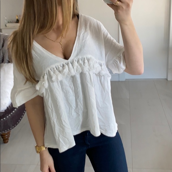 Zara Tops - Zara Ruffle Top